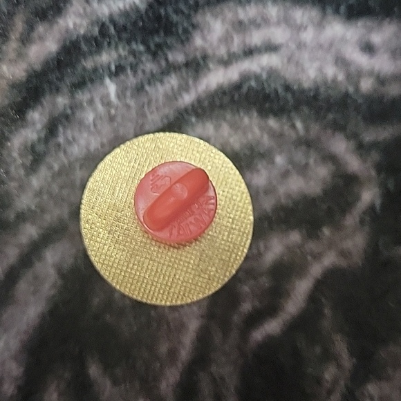 "High Roller" Pin - Picture 2 of 2